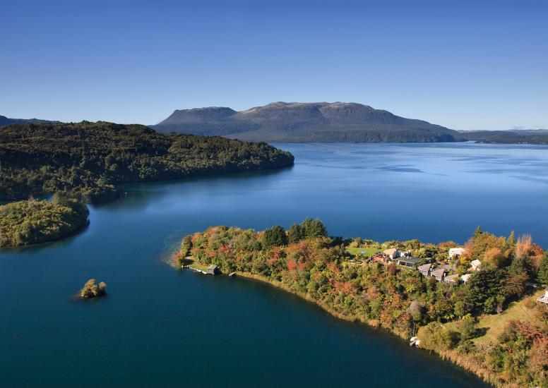 01 Solitaire Lodge Exterior 9